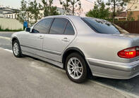 Mercedes E-class W210 1995-2002 Radlaufverbreiterungen (4 Stk, schwarz) Foto 2
