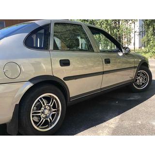 Radlaufverbreiterungen (4 Stk, schwarz) Opel Vectra B 1995-2002 Foto 1