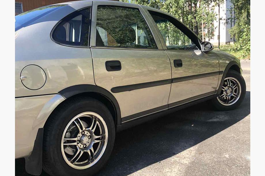 Opel Vectra B 1995-2002 Radlaufverbreiterungen (4 Stk, schwarz) ABS Kunststoff Image