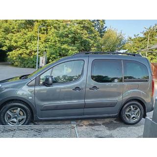 Radlaufverbreiterungen (4 Stk, schwarz) Peugeot Partner Tepee 2008-2018 Foto 3