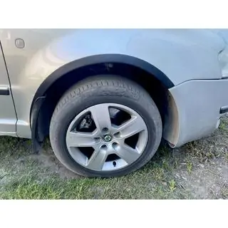 Radlaufverbreiterungen (4 Stk, schwarz) Foto 2