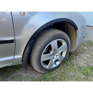 Radlaufverbreiterungen (4 Stk, schwarz) Skoda Superb 2001-2009 Foto 4