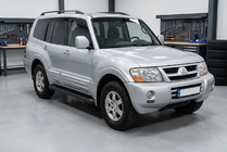 Mitsubishi Pajero Wagon III 1999-2006 Trittbretter Allmond Black (2 Stk., Aluminium) Foto 1