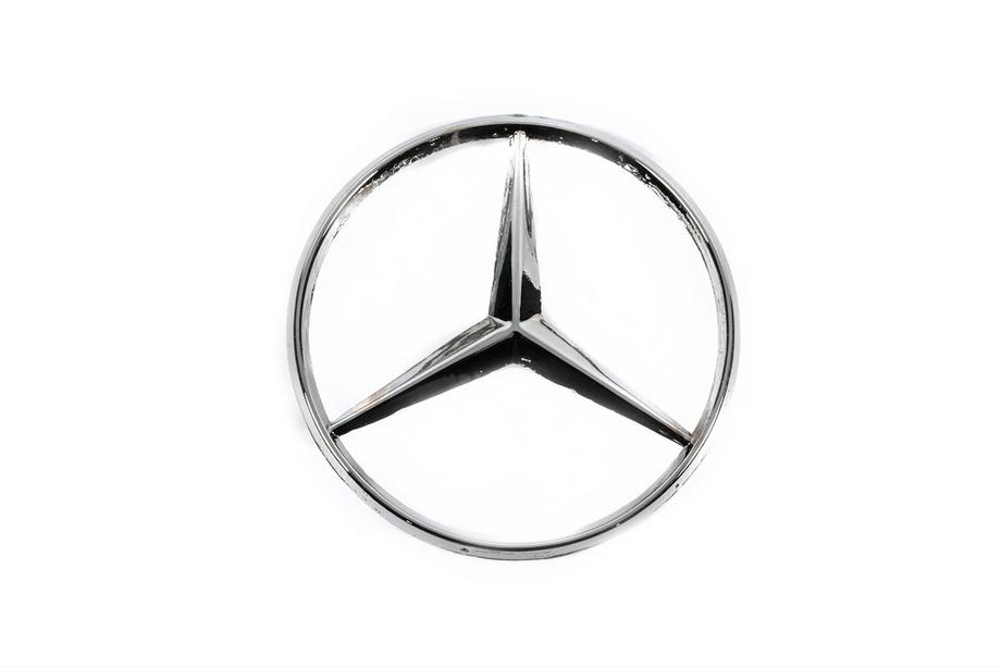 Mercedes E-class W124 1984–1997 Heckemblem (Edelstahl) Image