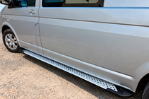 Volkswagen T5 Transporter 2003-2010 Trittbretter Allmond Grey (2 Stk., Alu) Langer Radstand Foto 3