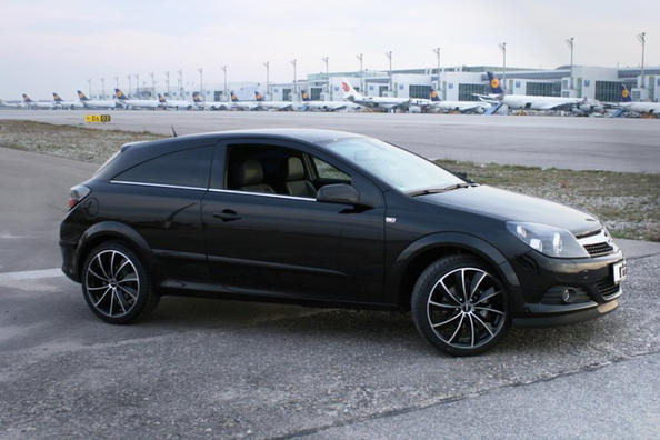 Tuning Opel Astra H mit Ihren Händen