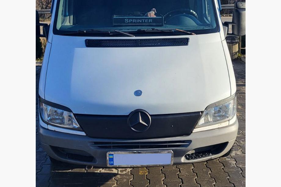 Mercedes Sprinter W901/902/903/904/905 1995–2006 Winterabdeckung für Kühlergrill Image