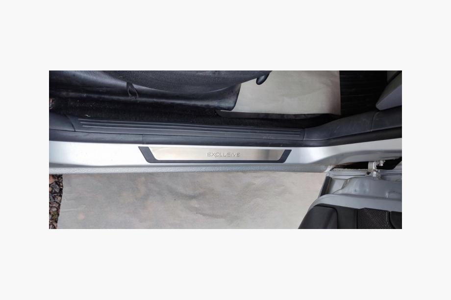 Ford Focus I 1998-2005 Einstiegsleisten Flexill (4Stk) Image