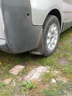 Opel Vivaro 2001–2015 Hintere passgenaue Schmutzfänger (Satz) Foto 1