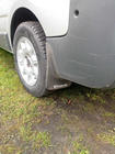 Opel Vivaro 2001–2015 Hintere passgenaue Schmutzfänger (Satz) Foto 2