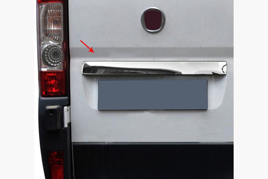 Fiat Ducato 2006-2025 Chromleiste über dem Kennzeichen (Edelstahl) Carmos - Türkischer Edelstahl Image