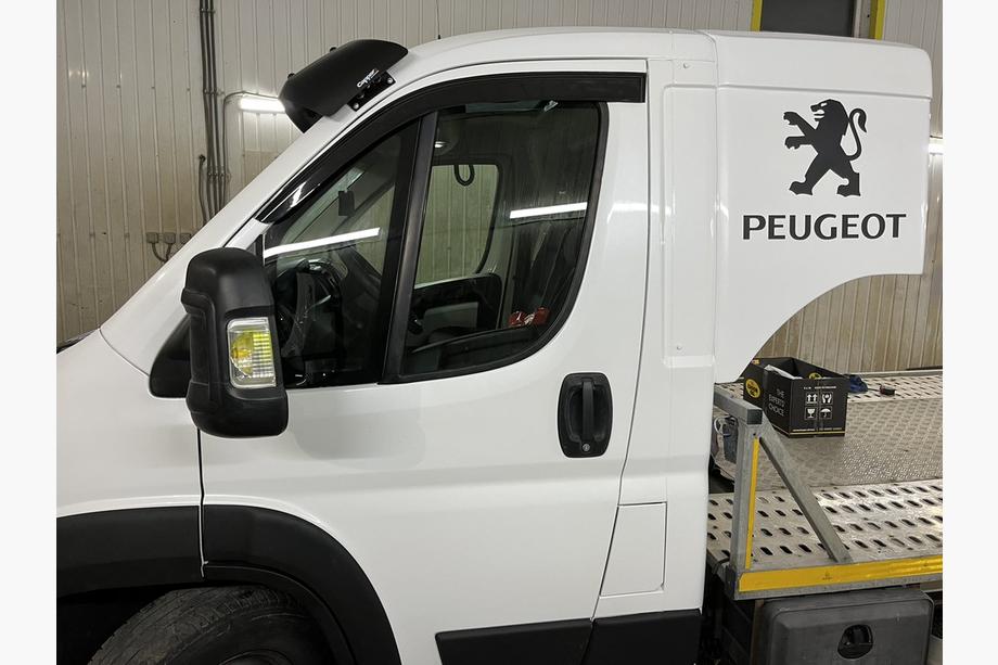 Fiat Ducato 2006-2025 Windabweiser (2 Stk, DDU) Image