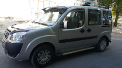 Fiat Doblo I 2001-2005 Frontscheibenblende (schwarz glanz, 5mm) Foto 6