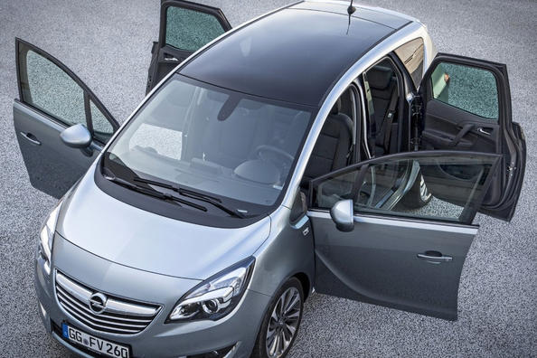 Rückblick auf den aktualisierten Kompaktwagen Opel Meriva