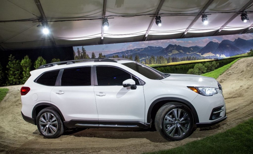 Übersicht Flaggschiff-SUV Subaru Ascent