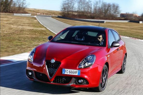 Übersicht fünftürige Fließheck-Alfa Romeo Giulietta