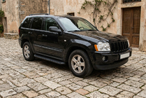 Jeep Grand Cherokee WK 2004-2010 Seitenschweller Tayga Black (2 Stk., Aluminium) Foto 1