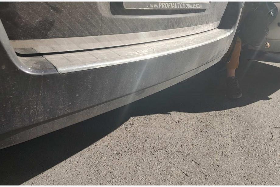 Opel Zafira B 2005–2011 Kofferraumleiste Edelstahl Image