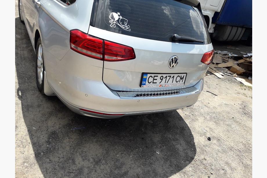 Volkswagen Passat B8 2015-2023 Heckstoßstangenschutz Carmos V1 (SW) Foto 8