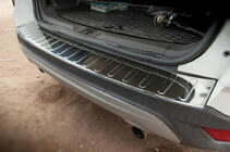 Ford Kuga/Escape 2013-2019 Heckstoßstangenschutz Carmos Edelstahl Foto 6