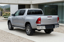 Toyota Hilux 2015- Seitenschweller Maydos V2 (2 Stk., Aluminium & Edelstahl) Foto 3