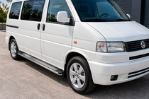 Volkswagen T4 Caravelle/Multivan 1990–2003 Seitenschweller Maydos V2 (2 Stk., Aluminium & Edelstahl) Foto 1