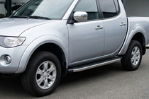 Fiat Fullback 2016- Trittbretter BlackLine (2 Stk, Aluminium) Foto 1