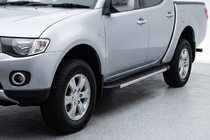 Fiat Fullback 2016- Trittbretter Duru (2 Stk., Aluminium) Foto 1