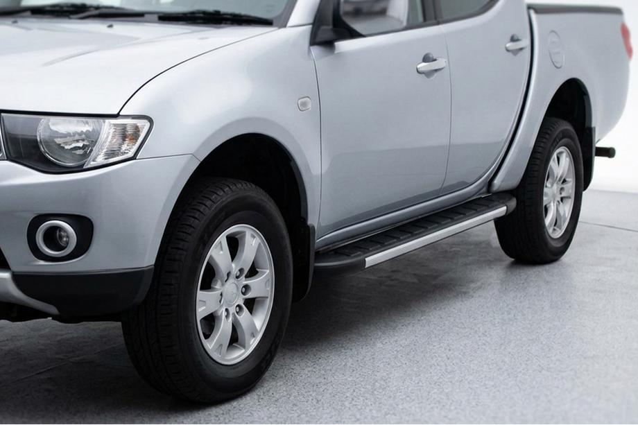 Fiat Fullback 2016- Trittbretter Duru (2 Stk., Aluminium) Image