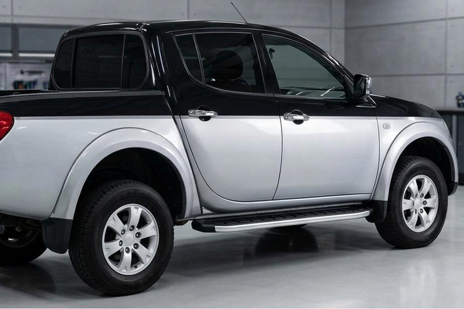 Fiat Fullback 2016- Seitenschweller Fullmond (2 Stk., Aluminium) Image