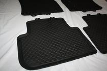 Volkswagen Tiguan 2016-2023 Gummimatten (4 Stk., Original) Foto 3