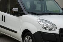 Fiat Doblo II 2010-2022 Spiegelabdeckungen Schwarz Chrom (2 Stk., Kunststoff) Foto 1