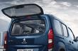Kompaktwagen Peugeot Rifter: das neue Auto in der Linie der französischen Firma Foto 3