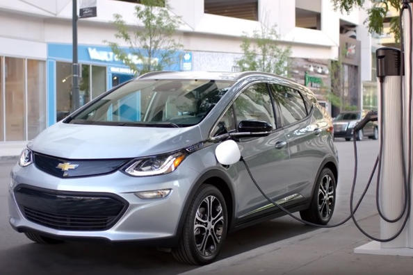 Übersicht der elektrischen Fließheck Chevrolet Bolt EV