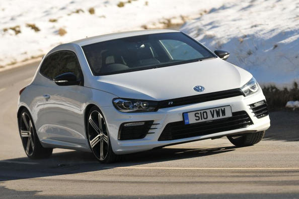 Übersicht der dreitürigen Fließheck-Volkswagen Scirocco