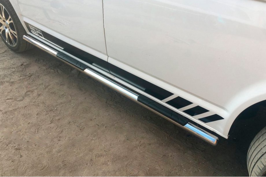 Volkswagen T6 2015-2024 Seitliche Rohre (2 Stk., Edelstahl) 60mm, Kurzer Radstand Foto 4