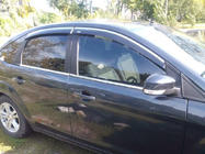 Ford Focus II 2005-2008 Windabweiser mit Chromleiste SD/HB (4 Stk, Niken) Foto 1