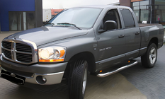 Dodge RAM (DT) 2018– Seitliche Eckrohre (2 Stk., Edelstahl) Foto 1