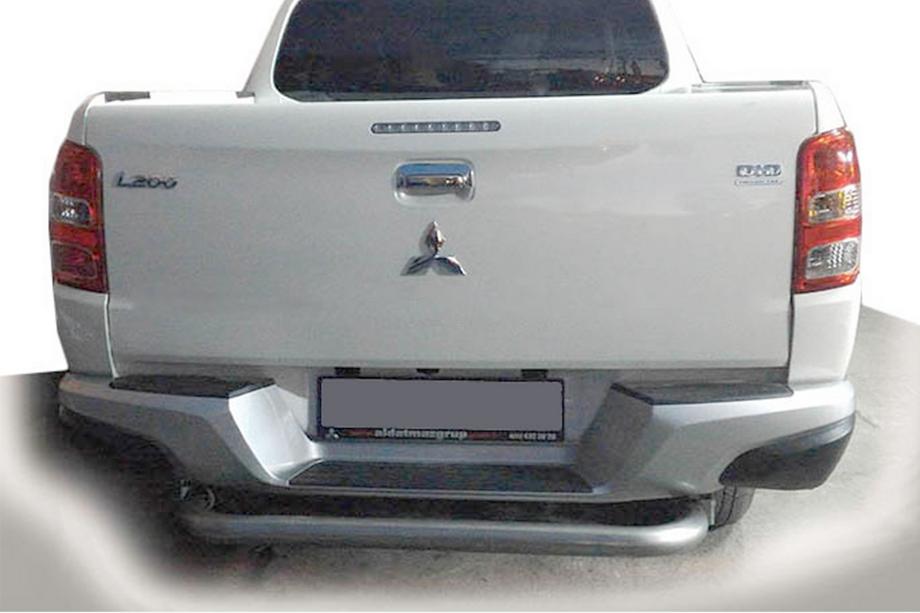 Mitsubishi L200 2015-2024 Heckschutz AK007 (Edelstahl) Image