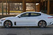 Kia Stinger: eine dreitürige liftbek mit sportlichen Gewohnheiten Foto 2