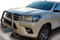 Toyota Hilux 2015- Frontschutzbügel QT007 (Edelstahl) Foto 1