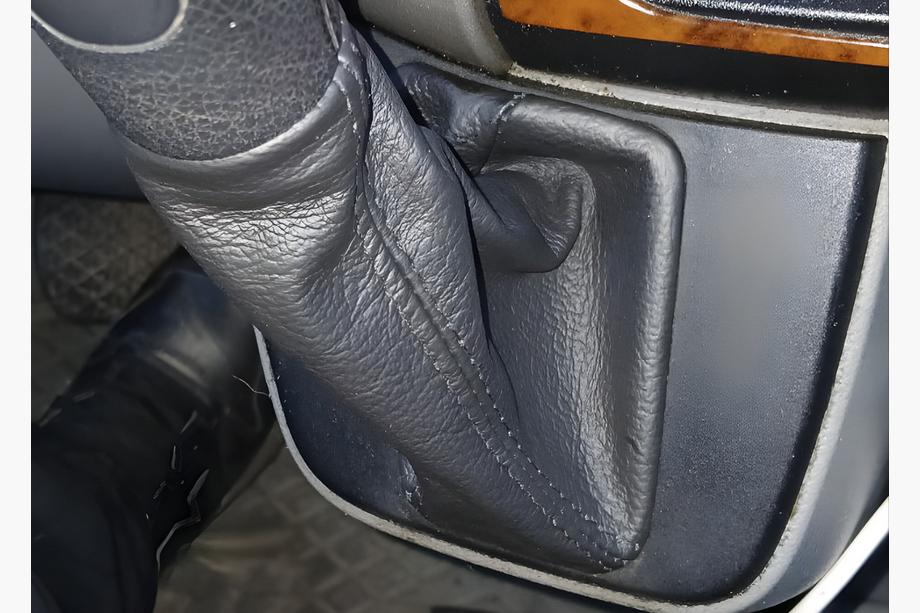 Volkswagen Crafter 2006-2016 Schaltsack Leder Schaltgetriebe Image