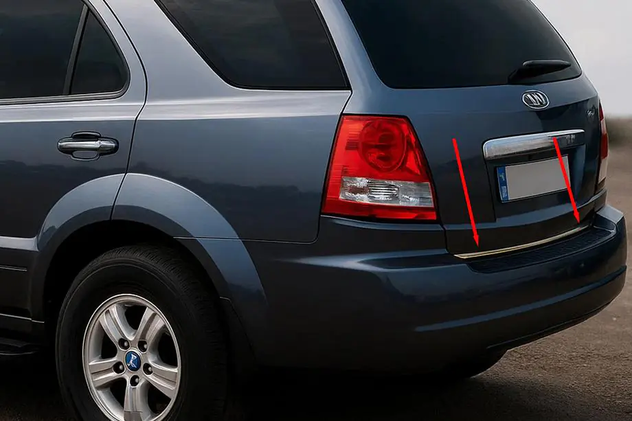 Kia Sorento I BL 2002-2009 Kofferraumleiste Edelstahl Image