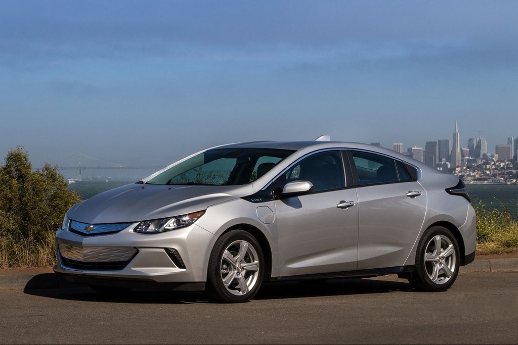 Übersicht der Hybrid-Fließheck Chevrolet Volt der zweiten Generation