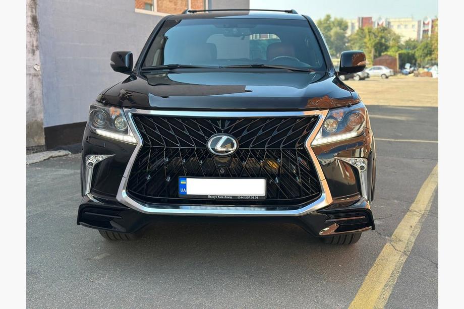 Lexus LX570/450d 2008-2022 Frontstoßstange für 2008-2015 im Facelift-Stil (grundiert zum Lackieren) Image