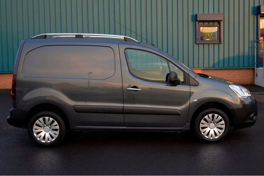 Citroen Berlingo 2008-2018 Dachreling Skyport (grau matt) Foto 7