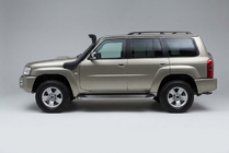 Nissan Patrol Y61 1997-2011 Seitenschweller Maydos V2 (2 Stk., Aluminium & Edelstahl) Foto 1
