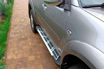 Mitsubishi Pajero Sport 2008-2015 Seitenschweller Sunrise (2 Stk., Aluminium) Foto 1