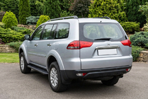 Mitsubishi Pajero Sport 2008-2015 Seitenschweller Bosphorus Black (2 Stk., Aluminium) Foto 1