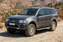Mitsubishi Pajero Sport 2008-2015 Seitenschweller Tayga (2 Stk., Aluminium) Foto 1